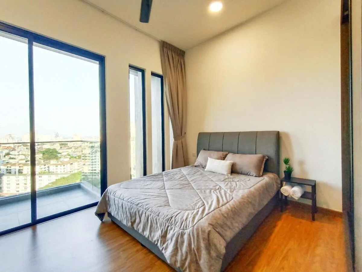 Luxury Sky Pool 8-Pax City Centre Beacon George Town 0*,  Malásia