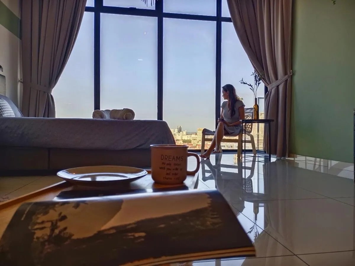 Apartamento Luxury Sky Pool 8-Pax City Centre Beacon George Town